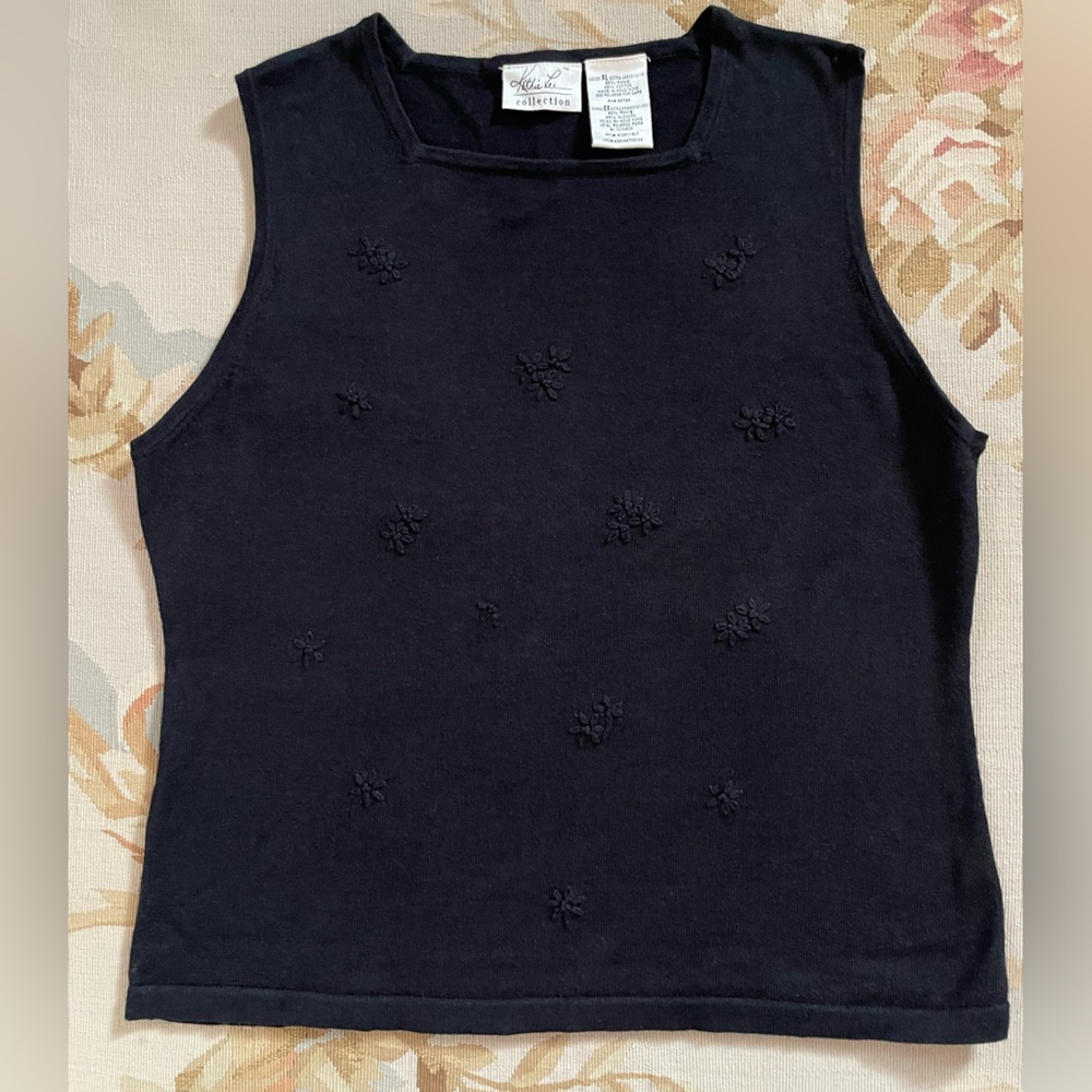 XL, Kathie Lee collection, black sleeveless sweater